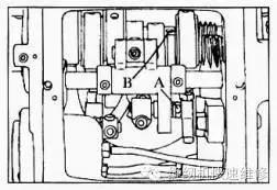 缝纫机压脚拼缝时总是卷布怎么调,昊顺高端缝纫设备劈料机