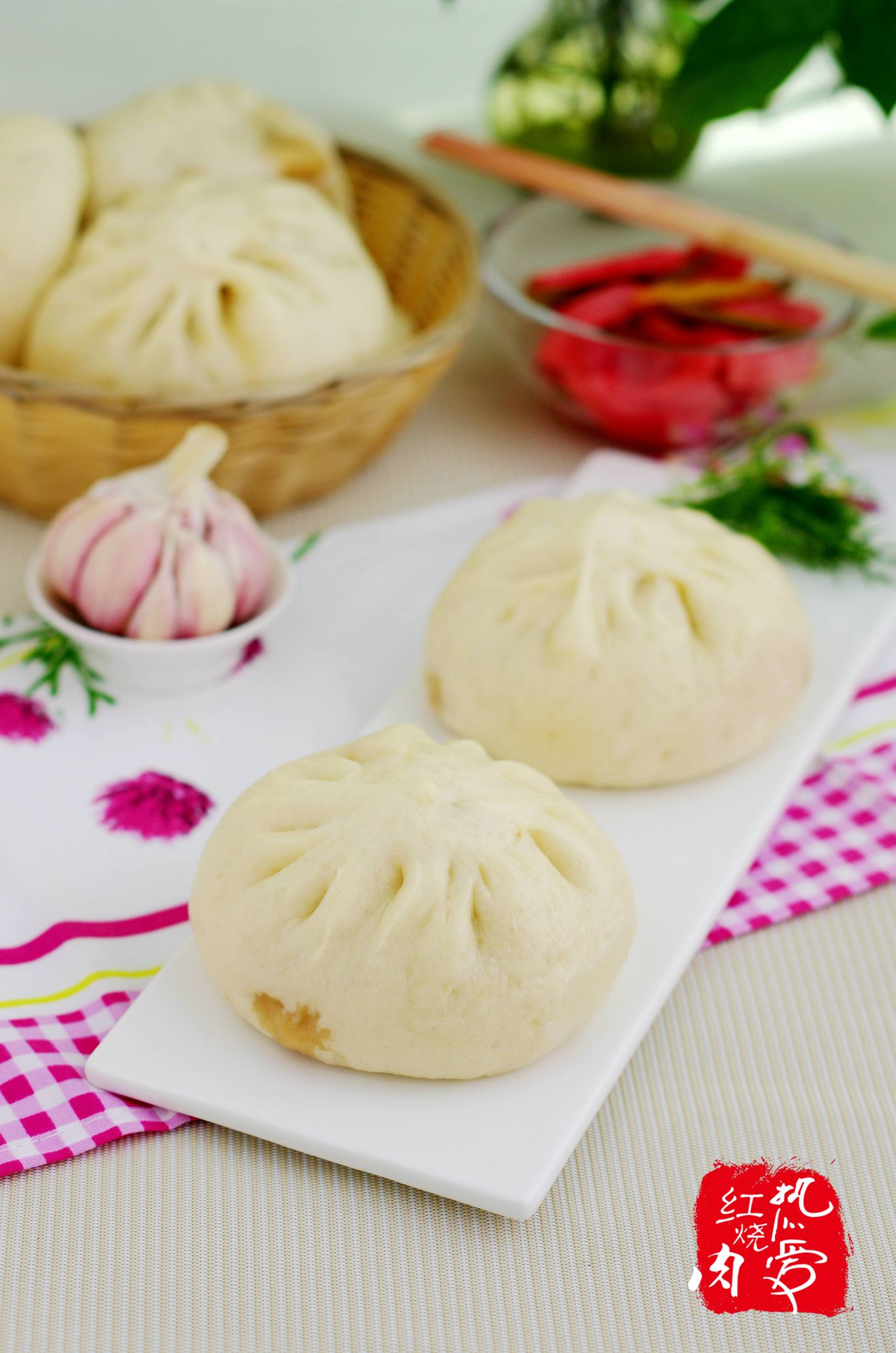 一招鲜教你如何去掉包子上难看的肚脐眼儿！