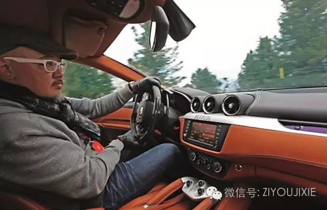 老顽童们一起开心快乐,老顽童们快乐生活