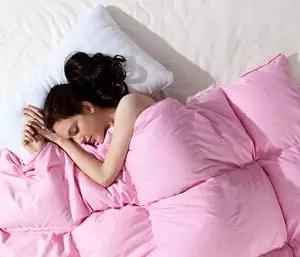 7天大婴儿背部突发巨大脓包导致休克！这东西东莞每个家庭都有。