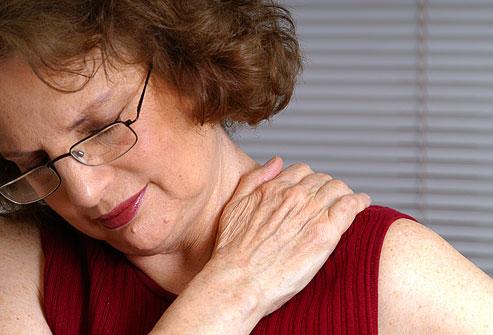 睡不好觉胸闷气短怎么回事,胸闷是不是抑郁症的表现