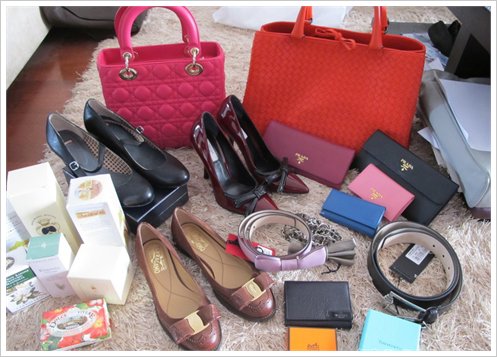 国人在外国占领巴黎春天，外国人眼里是这样看我们中国人的！