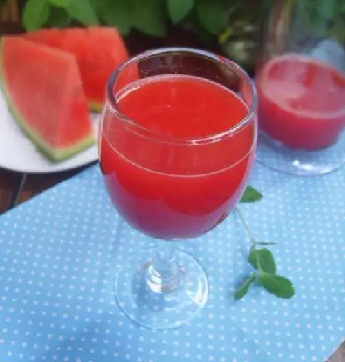 炎热天气吃点甜点,炎热的天气唯有甜品