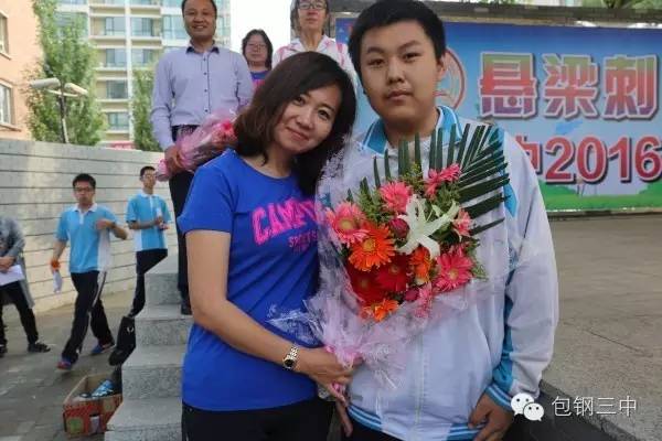 毕业不哭六年级,毕业不哭配乐朗诵