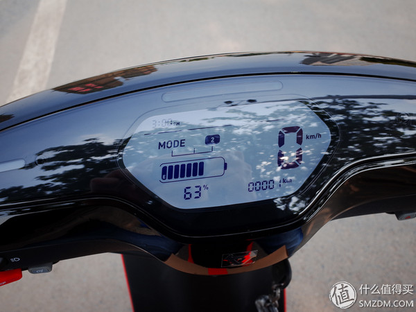 城市穿梭小精灵电动车,小牛电动车m1深度试驾体验