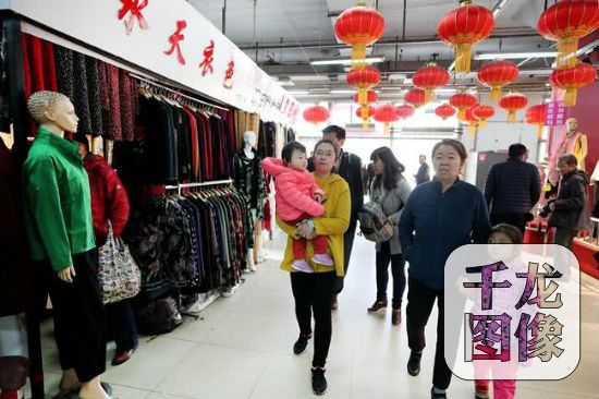 北京天通苑西三区的天通尾货商城,北京天通服装尾货批发市场还在吗