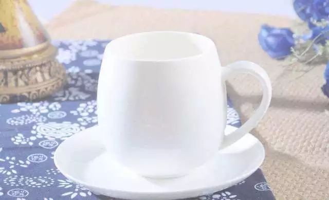 双语美文摘抄100句,双语美文欣赏800词