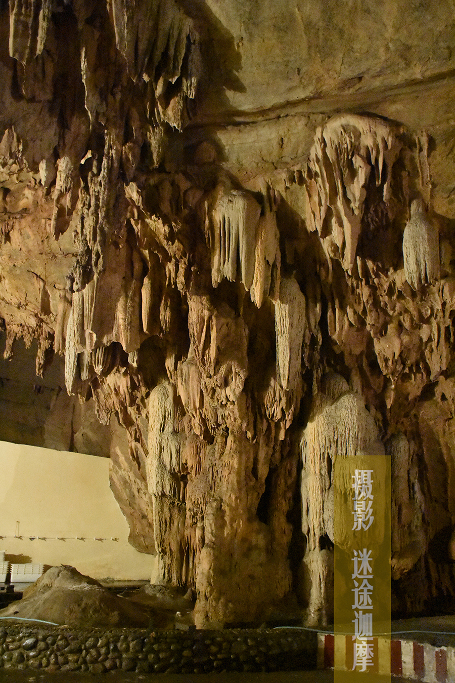 宜昌长阳古洞,宜昌长阳绝壁古洞古城堡