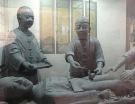 古时候的太监是怎么手术的,古代太监是如何进行手术的