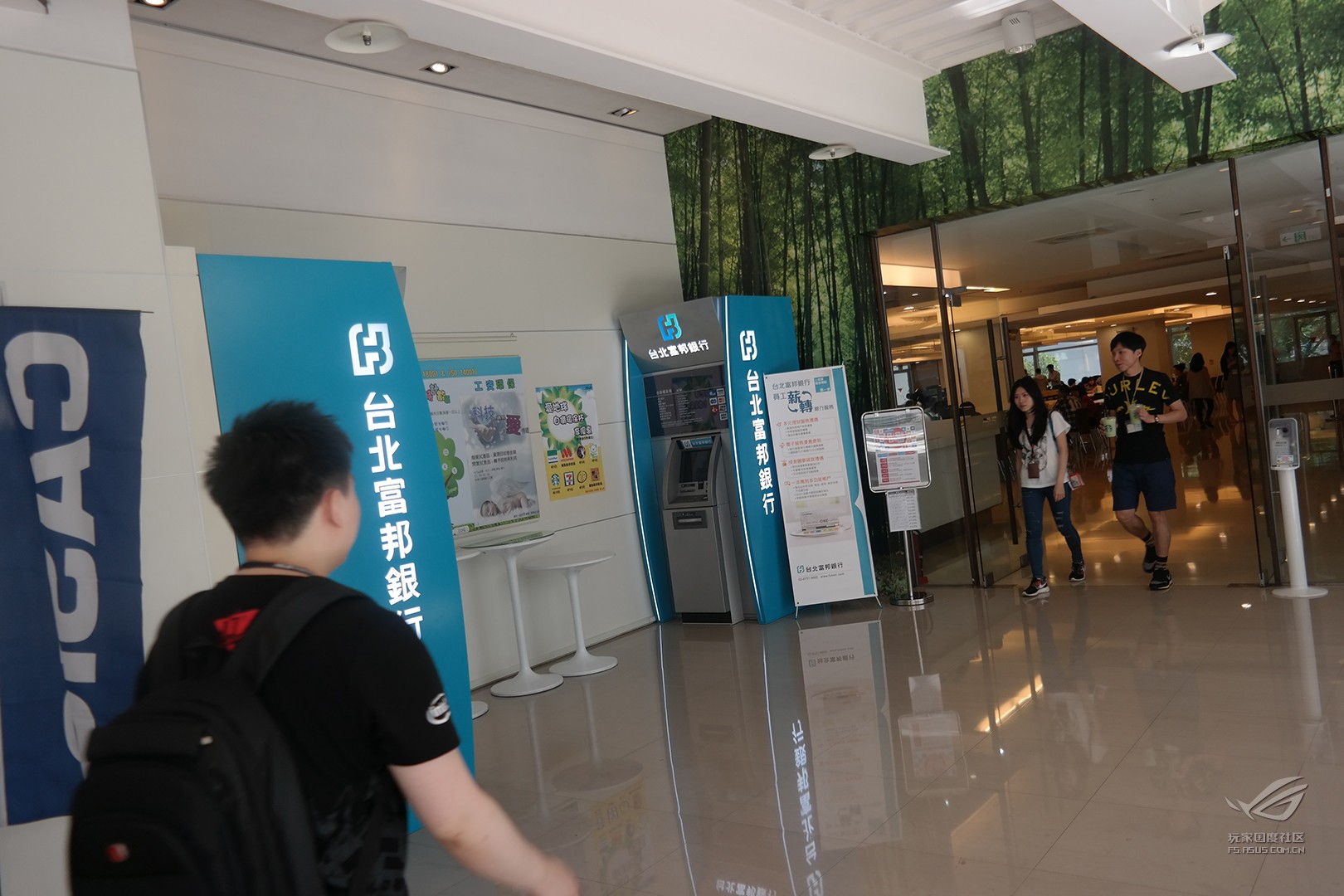 rog败家国度外设,rog败家之眼华硕主机