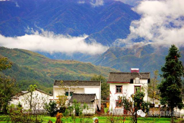 成都边上避暑,成都边上有哪些好玩的地方