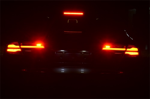 一切为了老板,2022奥迪a8l霍希版试驾视频