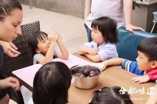 有什么事是一顿美食解决不了,有什么事情是一杯酒解决不了