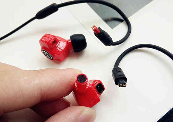 非传统amd显卡,im70换带麦线评测