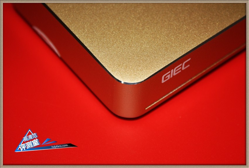 杰科年底压箱货，全金属外观杰科R12开箱评测