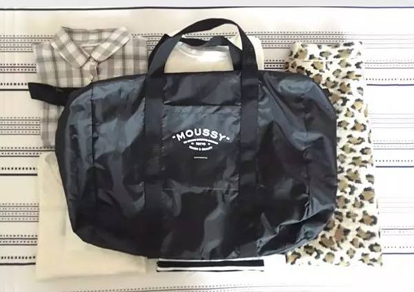 网购剁手党快来领券,日本福袋350元