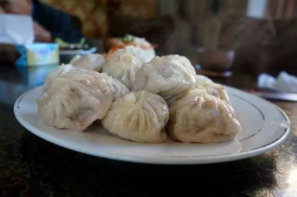 大武口呼伦贝尔风情园烤全羊团购,呼伦贝尔旅游必吃的十大特色美食