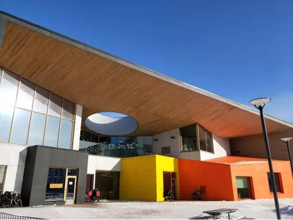 看完芬兰的快乐幼升小，中国家长似乎还是难逃“鸡血大战”