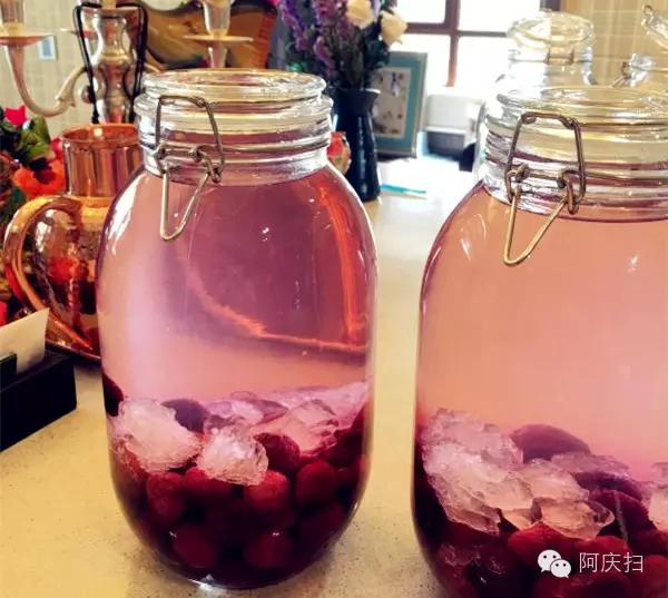 看欧洲杯，就该喝这个：手把手教你做超简单的杨梅烧