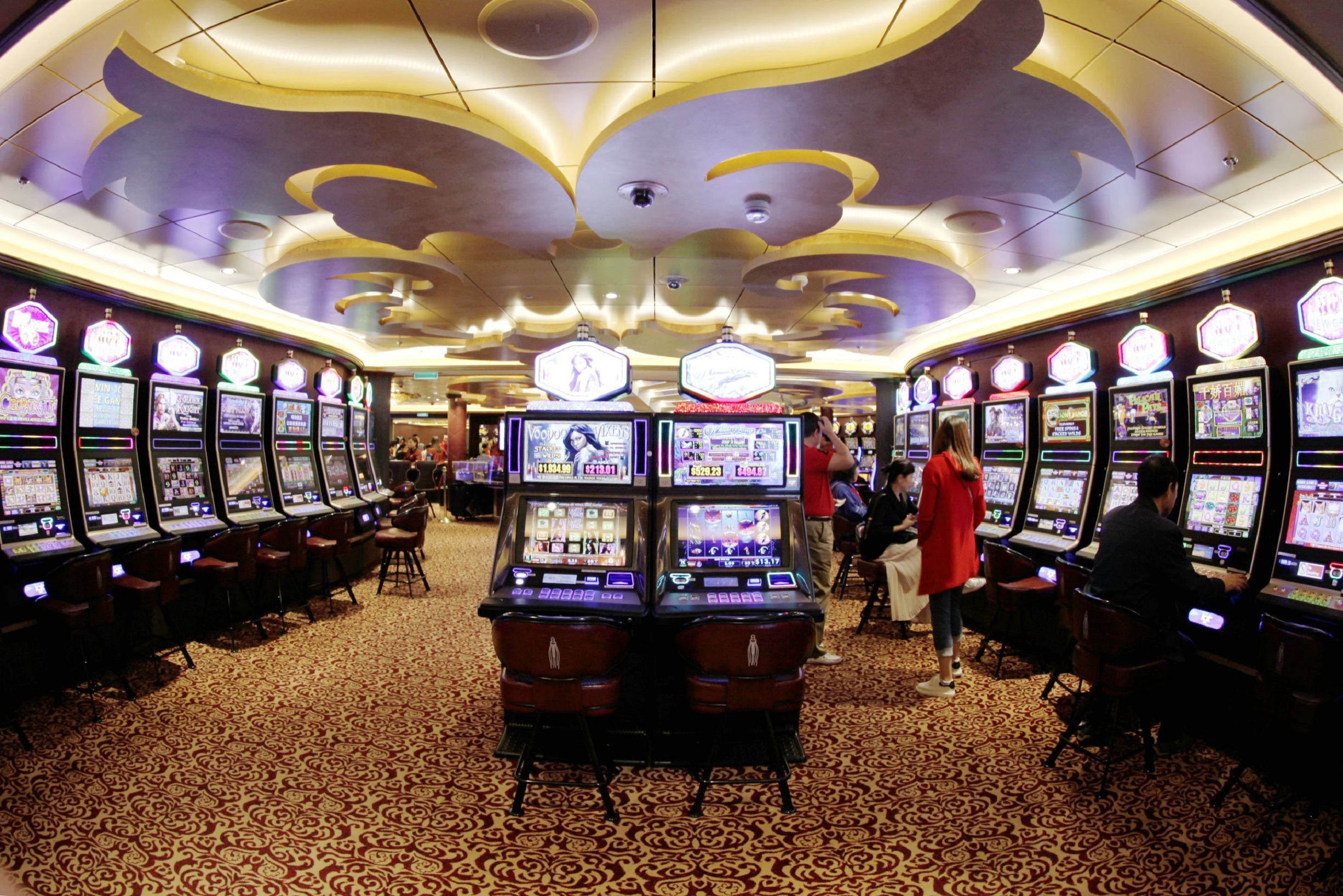 海洋量子号消费攻略,海洋量子号自由行攻略