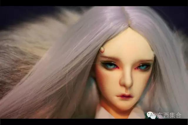 她是资深娃娘,也是暴雪爸爸的死忠粉