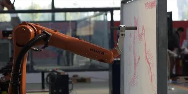 不能更赞：没想到你是这样的邹城