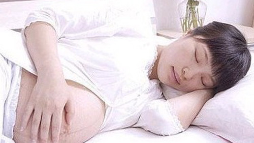 孕妇孕中期肚子疼痛但没有见红,孕妇怀孕十个月突然肚子疼要生