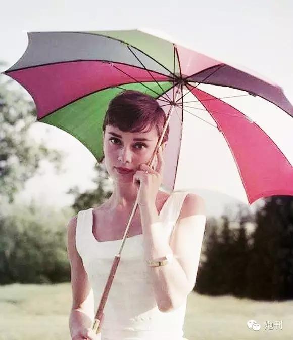 姑娘我掐指一算你命中缺我壁纸,姑娘掐指一算你五行缺我