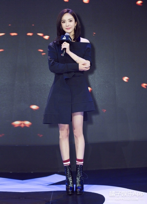 手肘膝盖夏天时变黑怎么回事,手肘黑黑的怎么办