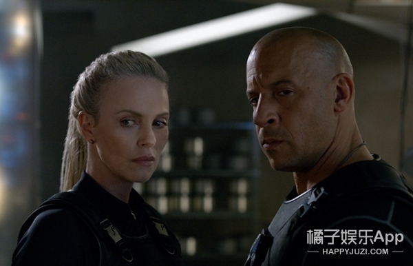 跟老婆蜜月，还和前女友有了孩子！《速8》里范迪塞尔是渣男吗？