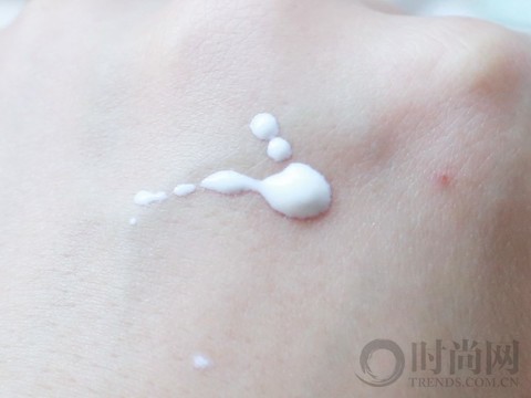 za姬芮新能真皙美白隔离霜4色可选,za姬芮新焕真皙美白隔离霜35g新款