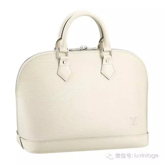 最近很火的明星lv包女,lvcapucines包