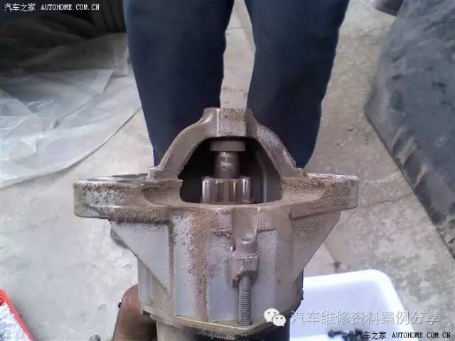 荣威rx51.8t更换正时皮带,荣威550更换正时皮带教程