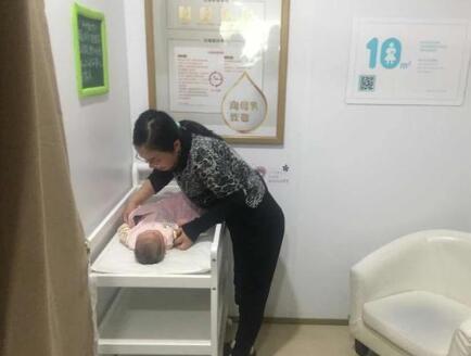 哺乳期公共场所建设母婴室,六类公共场所应建母婴室