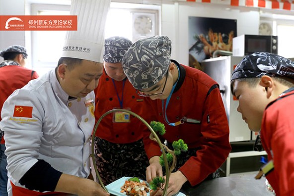 郑州新东方厨师学几年,郑州新东方烹饪学校宿管挣多少钱