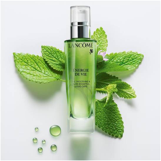 给你试｜这个ins博主人手1个的水光瓶到底是个啥？