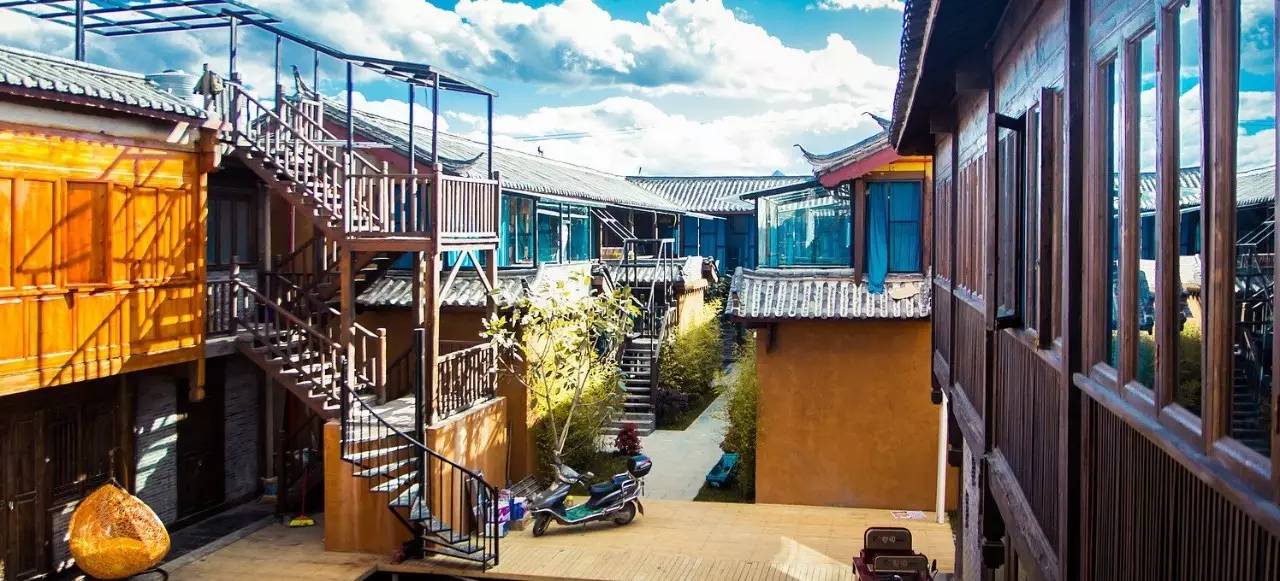 丽*青江**旅：愿你的颠沛流离，终将被妥善安放