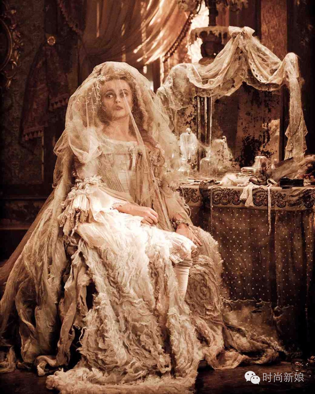 回顾一下20多年前穿婚纱的造型,婚纱电影中最经典的6款婚纱