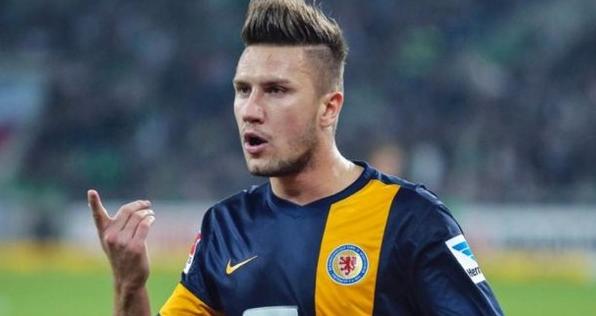 今日欧洲杯球星发型,各届欧洲杯足球造型