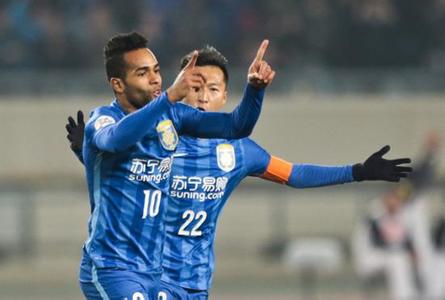 江苏堪称“足坛坚挺帝”!唯一一支连降两级还重返顶级联赛的球队