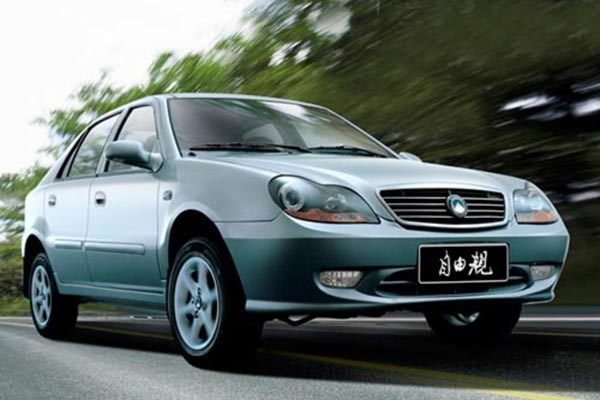 自由舰收音机怎么连接蓝牙,自由舰收音机aux接口