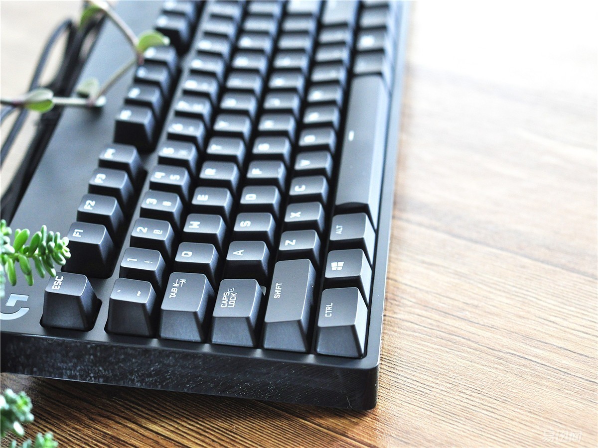 罗技g610青轴和海盗船k68青轴,罗技青轴键盘g610