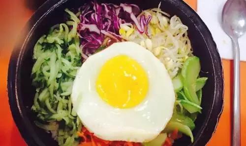 炸了！荆门这家店，烤肉海鲜岔起吃，饮料酒类岔起喝，只要30元