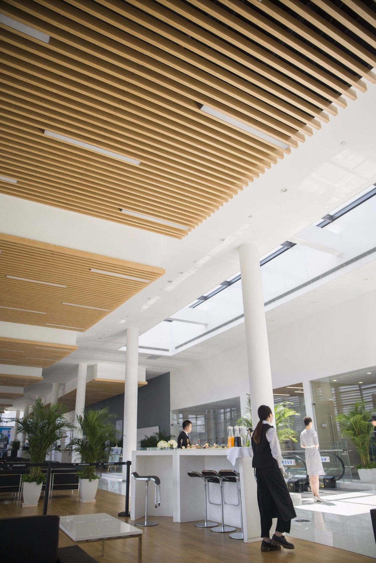 宝马做什么工作比较好,宝马上班工作的优缺点