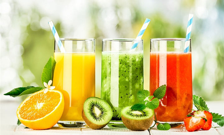 鲜榨果汁与勾兑果汁识别法则,如何区分勾兑果汁还是鲜榨