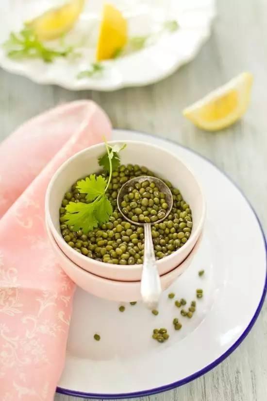 绿豆汤怎么煮更有营养,绿豆汤怎么熬好喝又营养价值