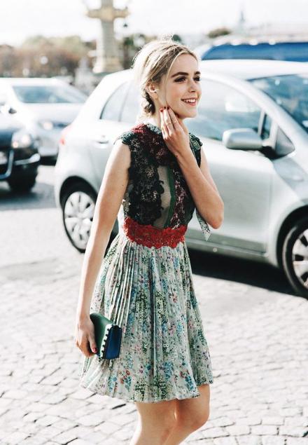 鍒樿瘲璇楀鏃ュ鍙よ,鍒樿瘲璇楃鑽夌殑棰堥湝