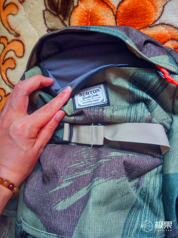 皮实耐用潮流背包,潮牌背包双肩包推荐