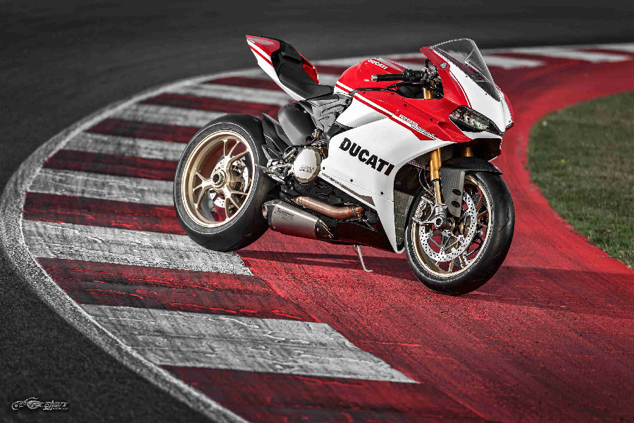 杜卡迪1299superleggeras宣传,杜卡迪superbike1299panigale