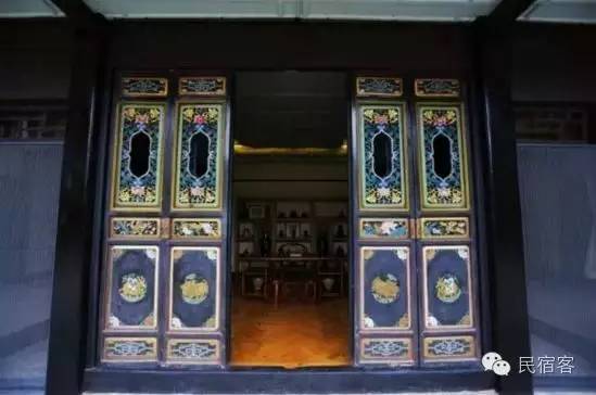 这个歪果仁倾其所有到大理开民宿，竟然成为中国小型度假酒店NO.1